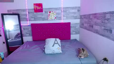 Zalome  online show from April 21, 2:51 am