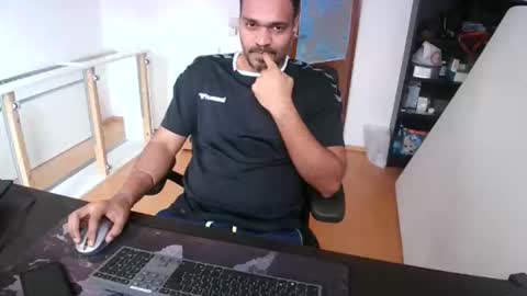 Sam online show from February 22, 2:20 pm