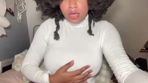 stariette online show from November 23, 4:21 am