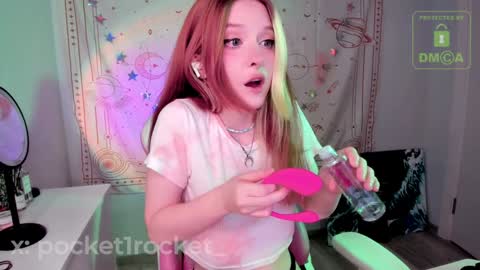 pocketrocket_ online show from December 2, 12:09 am