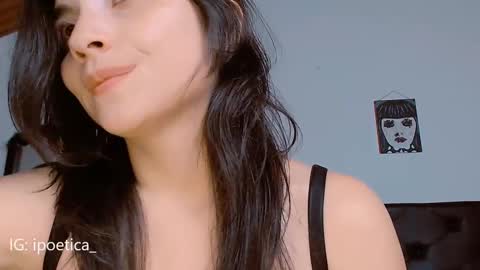 IG ipoetica  online show from December 22, 2:49 am