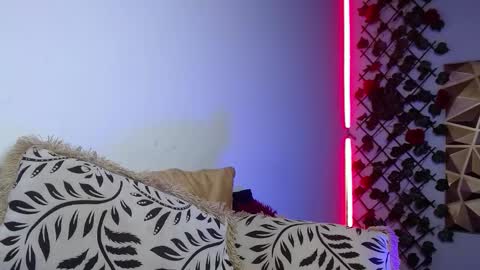 poison_doll2 online show from February 11, 4:00 pm