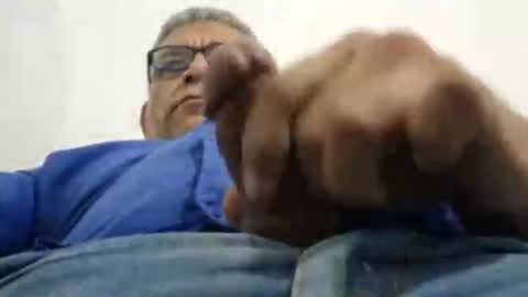 poli online show from October 25, 1:33 pm