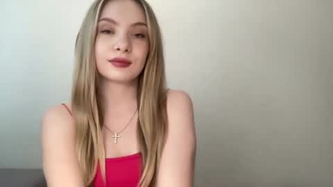 polishangel222 online show from June 24, 2:46 pm