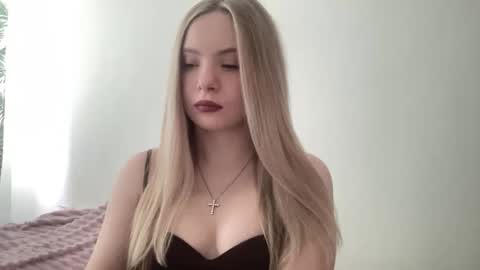 polishangel222 online show from January 16, 12:58 pm