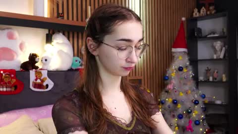 Polly online show from December 22, 8:32 am