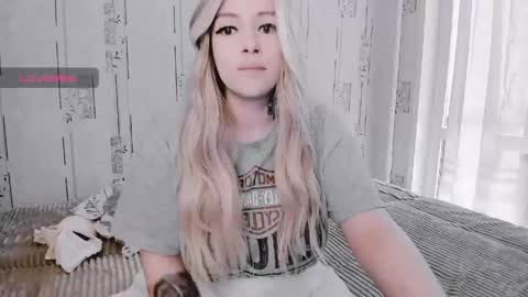 Polly online show from June 8, 8:48 am