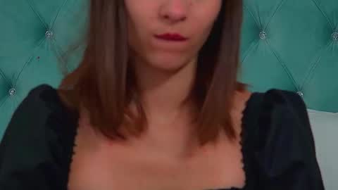 Polly online show from March 3, 7:37 am