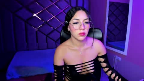 poly sasha  online show from April 18, 4:36 am