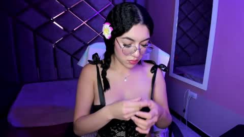 poly sasha  online show from April 16, 3:50 am