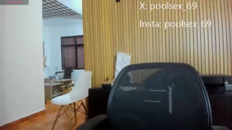 poolsexx_69 online show from December 4, 12:32 am