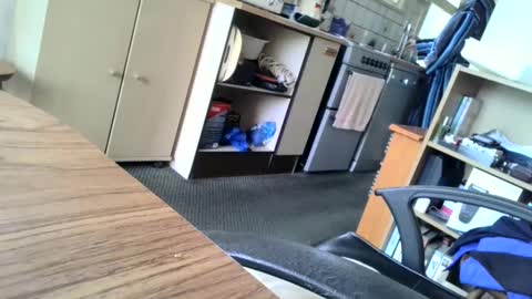 poshman65 online show from February 12, 1:06 pm