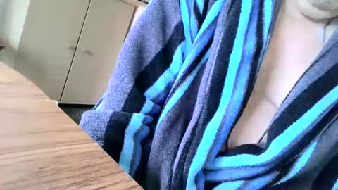 poshman65 online show from February 7, 1:22 pm