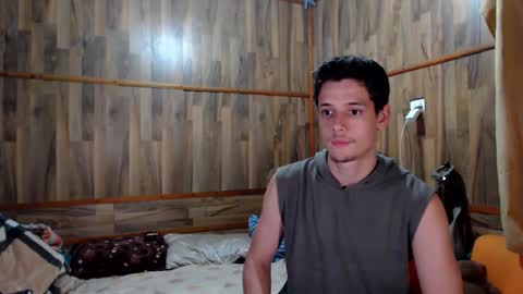 chris independent  online show from December 19, 12:17 am