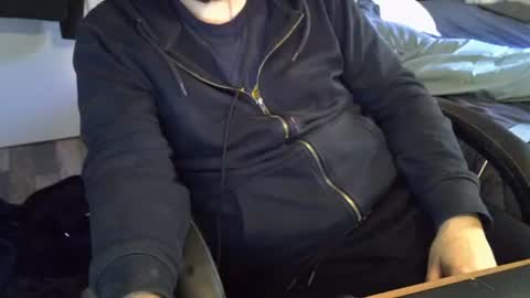 pralg online show from October 24, 11:00 am