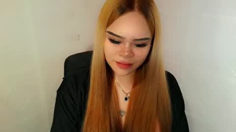 MAXXINE online show from November 23, 4:32 am