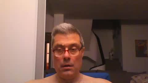 prendimisubito online show from April 23, 3:36 am