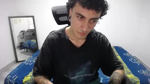 Plux online show from March 26, 6:08 am