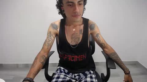 Plux online show from February 26, 4:30 am