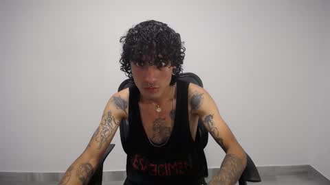 Plux online show from February 21, 3:01 am