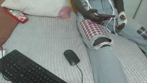 preshty online show from November 18, 9:12 am