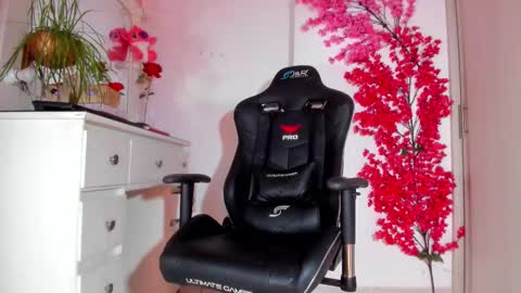 PRESSURE online show from March 16, 7:56 am