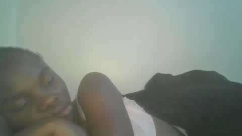 prettiest_doll online show from December 4, 6:51 pm