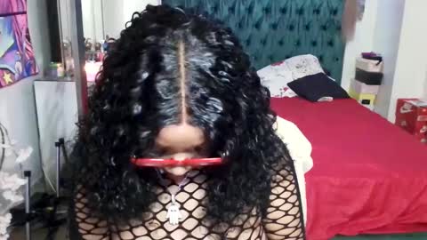 Yasmine pretty online show from September 11, 11:28 pm