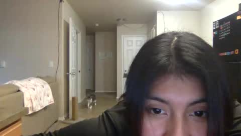 pretty_girl828687 online show from December 1, 11:47 pm