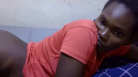 pretty_leila1 online show from April 5, 10:07 pm