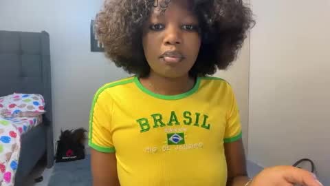 Pretty peaches online show from January 13, 3:03 am