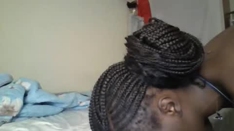 pretty_petite_ebony online show from January 16, 2:53 am