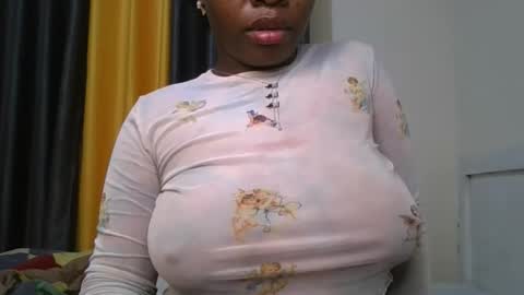 pretty_shila online show from December 3, 10:21 pm