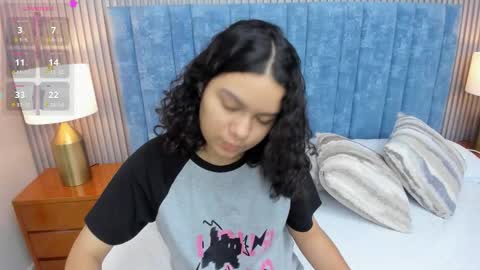 Daisy Flower online show from October 19, 2:16 am