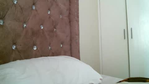 zii online show from February 3, 6:11 am