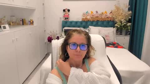 wilma online show from April 22, 5:58 am