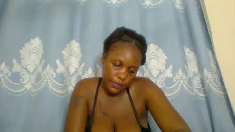 SHANIA online show from November 13, 9:50 pm