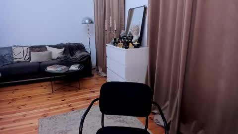 Eva online show from November 15, 1:29 am