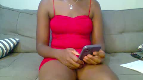 Snapshot of prettyqueen254 chatting on January 14, 10:44 pm pretty queen online show from January 14, 10:44 pm