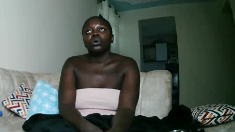 prettyreen online show from March 5, 10:11 am