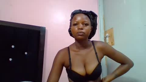 prettywendy21 online show from October 19, 7:57 am