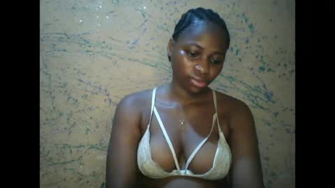 prettyxxpac online show from April 19, 12:44 am