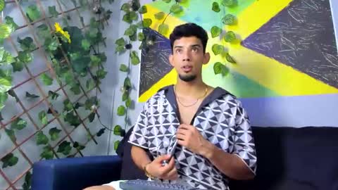 Snapshot of prince_arthur77 chatting on September 9, 8:31 pm prince_arthur77 online show from September 9, 8:31 pm