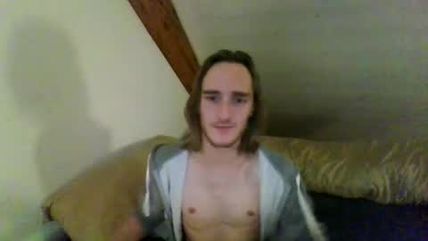 Snapshot of prince_of_swiss chatting on October 31, 7:14 pm prince_of_swiss online show from October 31, 7:14 pm