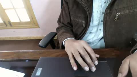 lover online show from February 17, 8:09 am