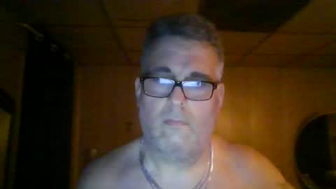 johnny online show from April 25, 6:26 am