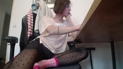 Snapshot of princeofprague420 chatting on October 22, 12:18 pm Prince Of Prague online show from October 22, 12:18 pm