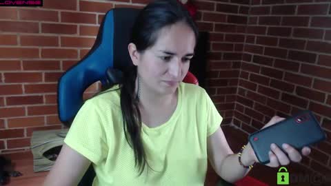 Leia online show from April 23, 5:03 pm