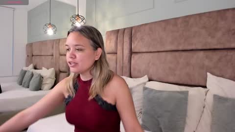 Paris online show from February 17, 11:34 am