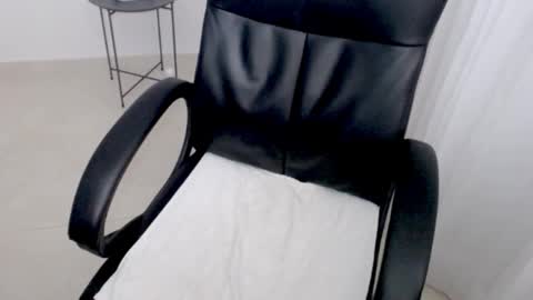 valery dollx online show from March 15, 3:22 am